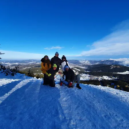 아파트 Czarna Gora Stubai 5 *