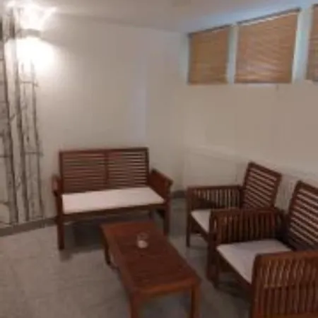 Czarna Gora Stubai 5 *