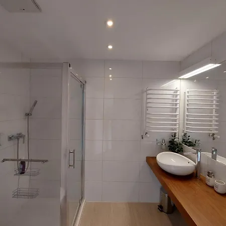 Appartement Czarna Gora Stubai 5